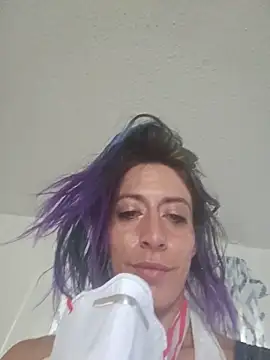 Snapshot of PixieLix chatting on June 6, 2026, 10:25 pm PixieLix online show from June 6, 2026, 10:25 pm