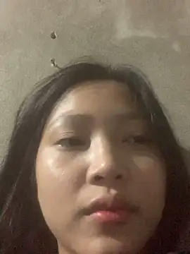 hinami-lo online show from May 23, 2026, 4:55 pm