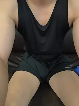 Snapshot of HungasiancockTW chatting on May 17, 2026, 6:22 am HungasiancockTW online show from May 17, 2026, 6:22 am