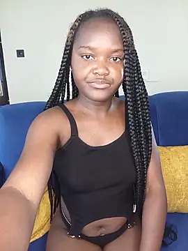 Snapshot of little_creamy chatting on June 8, 2026, 12:05 pm little creamy online show from June 8, 2026, 12:05 pm