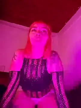 Snapshot of samyMoney chatting on July 24, 2026, 4:49 pm samyMoney online show from July 24, 2026, 4:49 pm