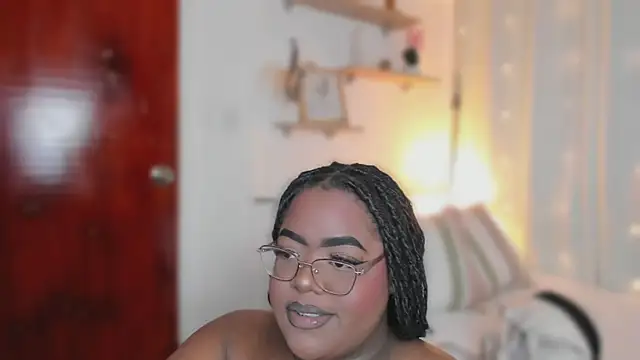 Ayanaa Ebony  online show from May 19, 2026, 11:27 am