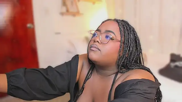 Snapshot of Ayanaa_Ebony_ chatting on June 12, 2026, 11:20 am Ayanaa Ebony online show from June 12, 2026, 11:20 am