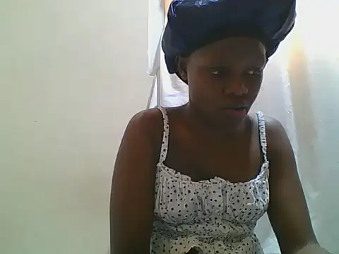 Snapshot of Sweetgal2025 chatting on June 23, 2026, 6:55 am Sweetgal2025 online show from June 23, 2026, 6:55 am