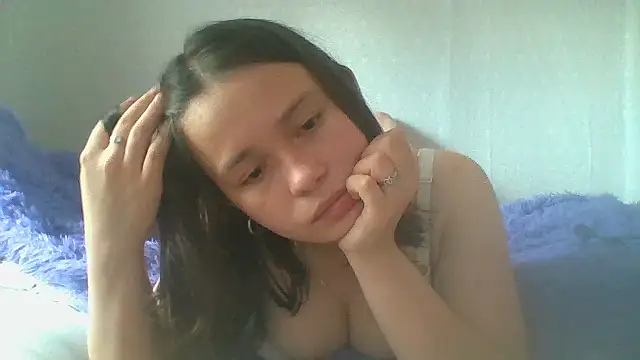 Snapshot of RiaLowelyt chatting on July 10, 2026, 10:40 am RiaLowelyt online show from July 10, 2026, 10:40 am