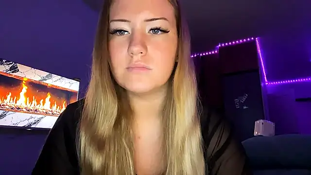 Snapshot of Lisi_Kiss_ chatting on June 12, 2026, 6:51 pm Lisi Kiss online show from June 12, 2026, 6:51 pm