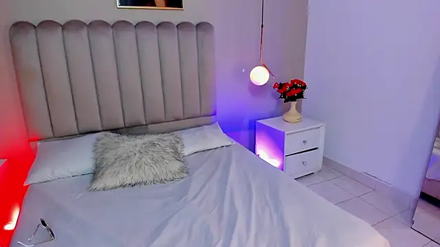Snapshot of alessiaowen_ chatting on June 2, 2026, 7:16 pm alessiaowen online show from June 2, 2026, 7:16 pm
