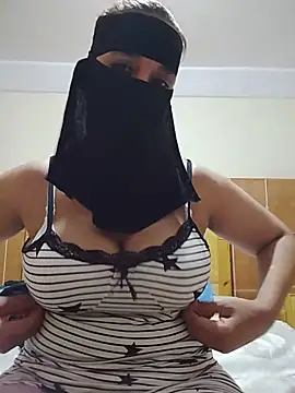 Snapshot of Laty_123 chatting on June 11, 2026, 5:55 pm Laty 123 online show from June 11, 2026, 5:55 pm