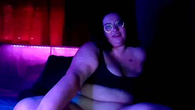 Snapshot of squishkink chatting on May 16, 2026, 7:45 pm squishkink online show from May 16, 2026, 7:45 pm