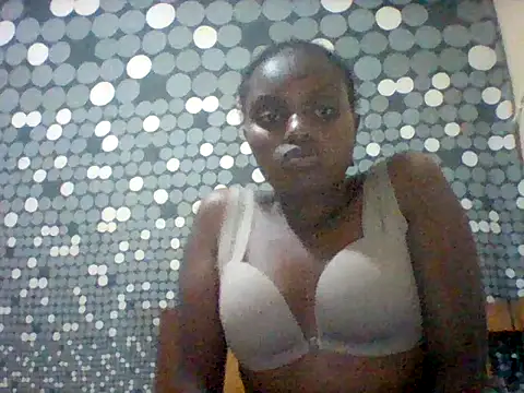 liligal online show from June 29, 2026, 7:36 pm