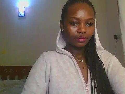 lunahit online show from June 22, 2026, 6:10 am