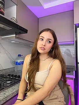 MiaParker28 online show from May 24, 2026, 5:51 pm