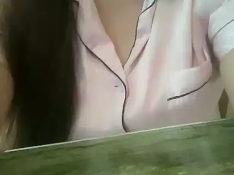 Snapshot of Mysterious_Seraphina chatting on June 3, 2026, 1:41 am Mysterious Seraphina online show from June 3, 2026, 1:41 am