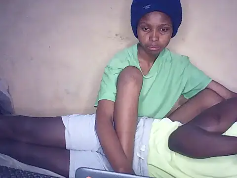 marycutie1 online show from May 16, 2026, 7:34 pm