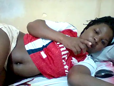 Snapshot of Camilla-Sweets chatting on June 25, 2026, 7:13 am Camilla-Sweets online show from June 25, 2026, 7:13 am
