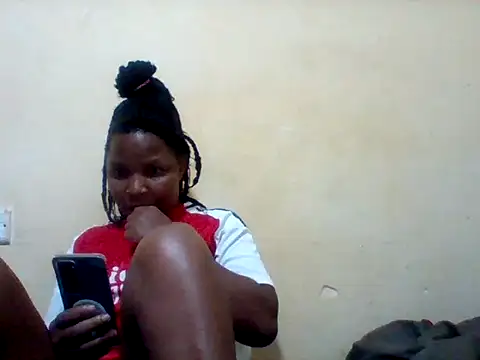 Snapshot of Camilla-Sweets chatting on June 30, 2026, 5:47 pm Camilla-Sweets online show from June 30, 2026, 5:47 pm