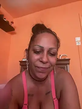 wildfarmbabe online show from June 24, 2026, 4:39 pm