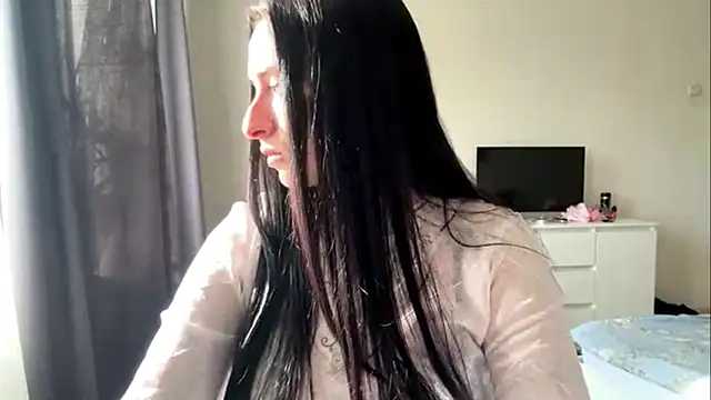 KiraJaydes online show from May 21, 2026, 2:24 pm