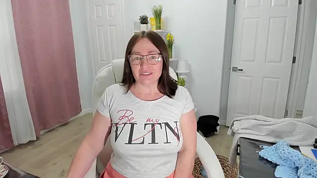 Vika73 online show from February 8, 2025, 2:38 pm