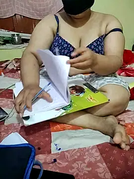 shaik35f online show from July 15, 2026, 3:34 am