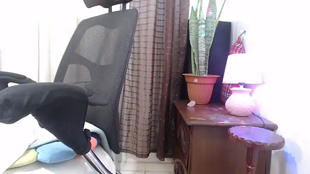 jenny milf69 online show from April 18, 2026, 7:07 pm