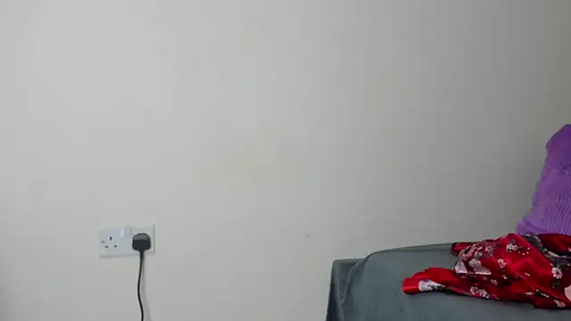 Real Slim Thick online show from June 14, 2026, 7:16 pm