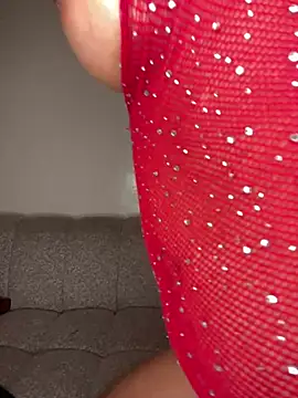 sexyie caramel online show from July 26, 2026, 6:26 pm