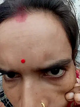RAJNI CUTY69 online show from June 25, 2026, 2:33 am