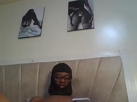 freakyboy255 online show from July 18, 2026, 3:38 pm