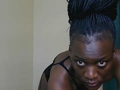 Snapshot of curvy_kittie chatting on July 5, 2026, 5:36 am curvy kittie online show from July 5, 2026, 5:36 am
