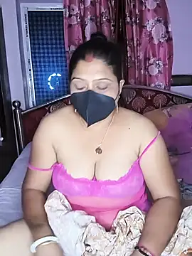 Snapshot of Curvy_Jyoti chatting on June 3, 2026, 2:19 pm Curvy Jyoti online show from June 3, 2026, 2:19 pm