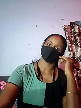 Snapshot of madhushree143 chatting on June 18, 2026, 5:30 am madhushree143 online show from June 18, 2026, 5:30 am