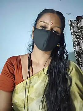 Snapshot of madhushree143 chatting on June 19, 2026, 5:01 am madhushree143 online show from June 19, 2026, 5:01 am