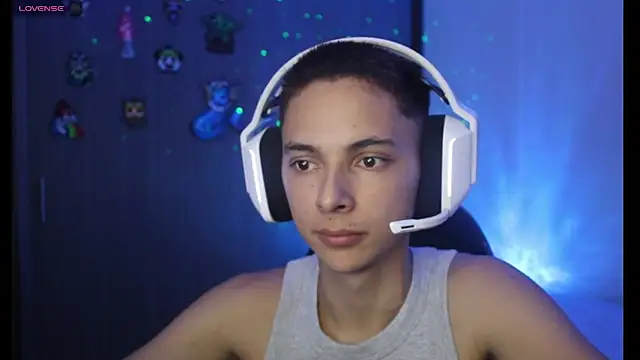 archi love online show from January 30, 2025, 11:24 pm