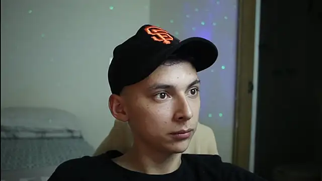 archi love online show from February 7, 2026, 5:33 am