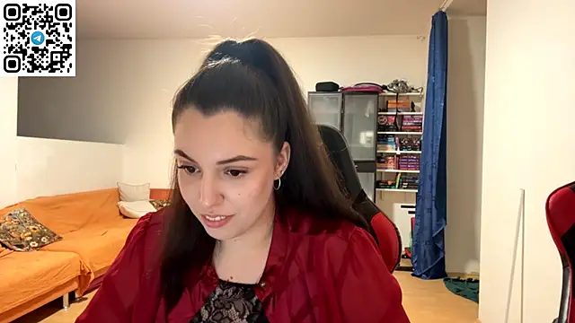 SweetFenomen67 online show from May 18, 2026, 7:09 pm