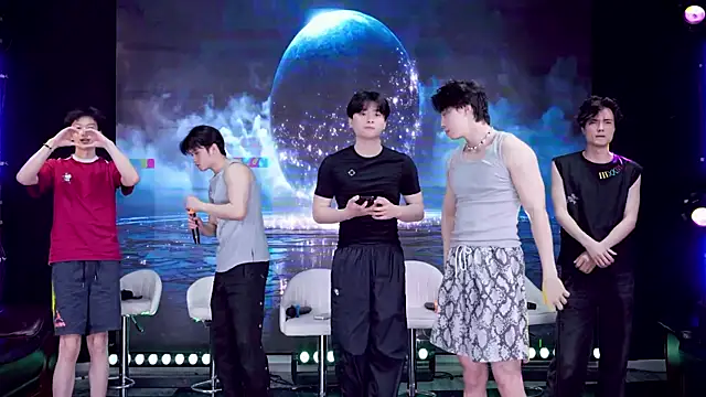Snapshot of XT-YYDS-001 chatting on June 8, 2026, 11:10 am XT-YYDS-001 online show from June 8, 2026, 11:10 am