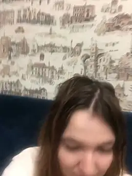 Velvet Cry online show from May 20, 2026, 1:06 pm