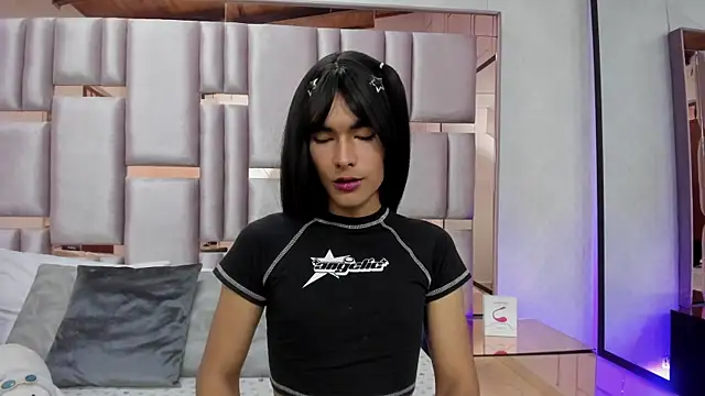 MiaBuny online show from July 2, 2026, 1:28 pm