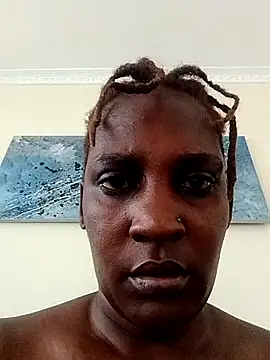 Snapshot of Queeny12 chatting on July 3, 2026, 11:05 am Queeny12 online show from July 3, 2026, 11:05 am