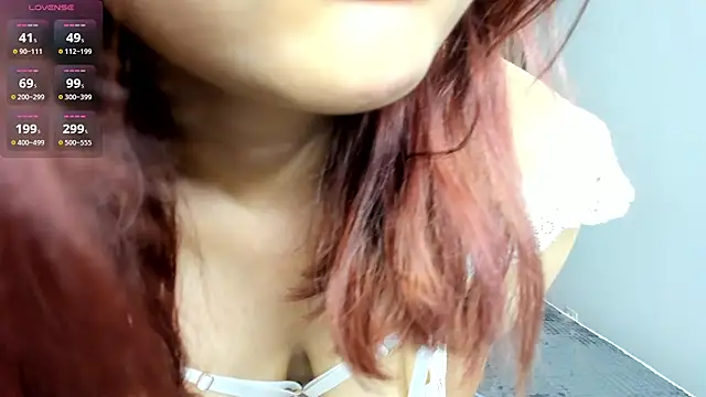 Snapshot of laylasweet_ chatting on July 6, 2026, 4:42 am laylasweet online show from July 6, 2026, 4:42 am