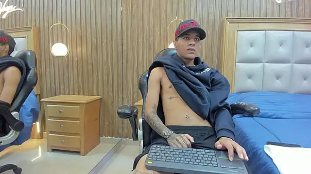 Snapshot of Mael_Jason chatting on June 9, 2026, 11:33 am Mael Jason online show from June 9, 2026, 11:33 am