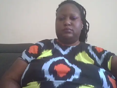 Snapshot of fat_ebonyqueen chatting on June 17, 2026, 11:23 am fat ebonyqueen online show from June 17, 2026, 11:23 am