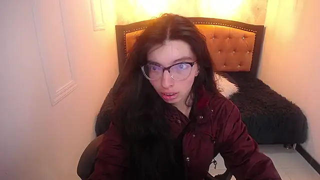 Snapshot of Allyshon_ chatting on June 30, 2026, 7:48 pm Allyshon online show from June 30, 2026, 7:48 pm
