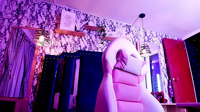 Queen Nyxx online show from June 27, 2026, 2:05 am