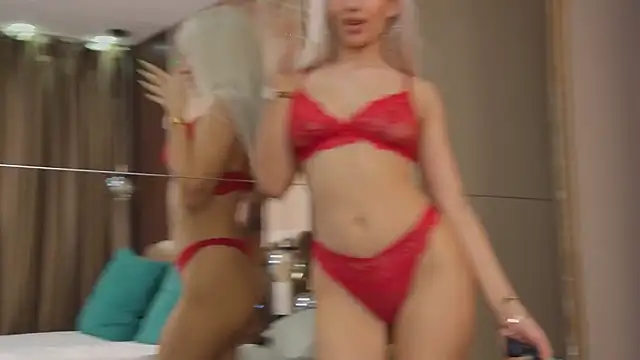 Snapshot of ZaraSpark chatting on June 11, 2026, 5:05 am ZaraSpark online show from June 11, 2026, 5:05 am