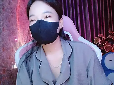 Snapshot of Julie_Ulie chatting on June 21, 2026, 3:03 pm Julie Ulie online show from June 21, 2026, 3:03 pm