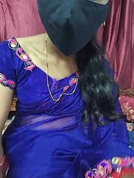 Snapshot of reshma124 chatting on July 4, 2026, 6:41 am reshma124 online show from July 4, 2026, 6:41 am