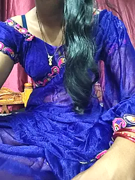 Snapshot of reshma124 chatting on July 23, 2026, 1:20 pm reshma124 online show from July 23, 2026, 1:20 pm