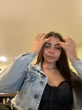 Snapshot of Hanna_Cruz_ chatting on July 7, 2026, 4:33 pm Hanna Cruz online show from July 7, 2026, 4:33 pm